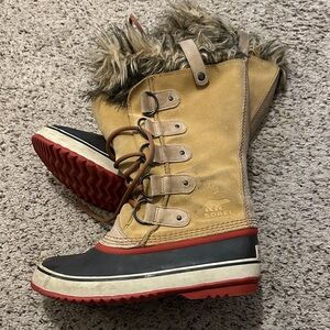 Sorel Women's Tan and Black Fur-Lined Boots